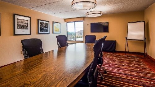 Best Western Plus Knoxville Cedar Bluff image 1